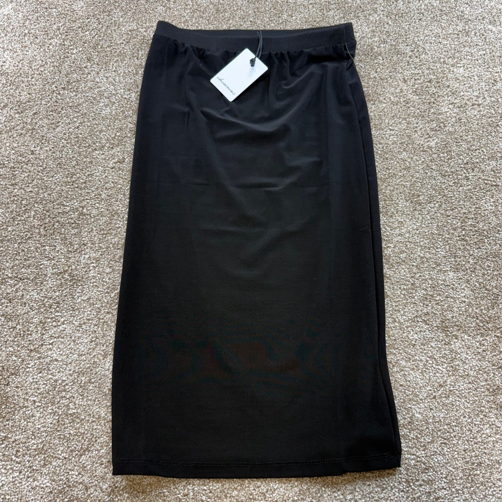 Olivaceous Black Midi Skirt Elastic Waist Womens Medium NEW Silky Bodycon Career
